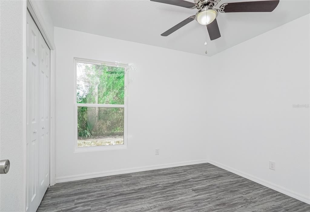 For Sale: $239,900 (3 beds, 2 baths, 1013 Square Feet)
