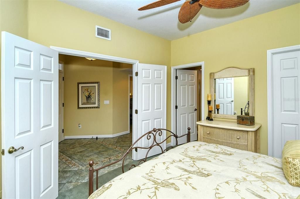 В аренду: $7,500 (2 спален, 2 ванн, 1840 Квадратных фут)