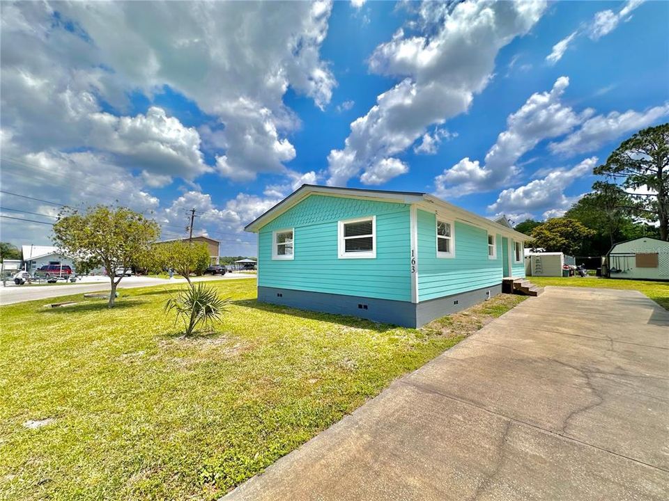 For Sale: $274,900 (3 beds, 2 baths, 1491 Square Feet)