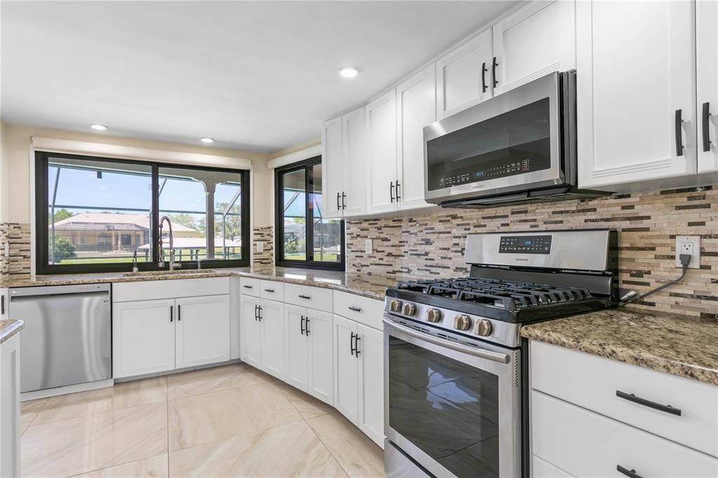 For Sale: $875,000 (4 beds, 2 baths, 2829 Square Feet)