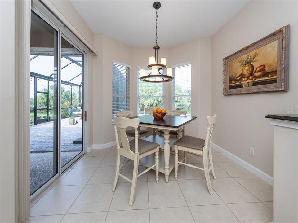 Active With Contract: $539,900 (3 beds, 2 baths, 2262 Square Feet)