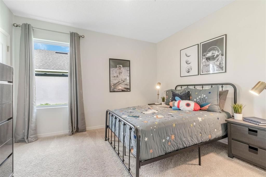 Active With Contract: $355,990 (3 beds, 2 baths, 1614 Square Feet)