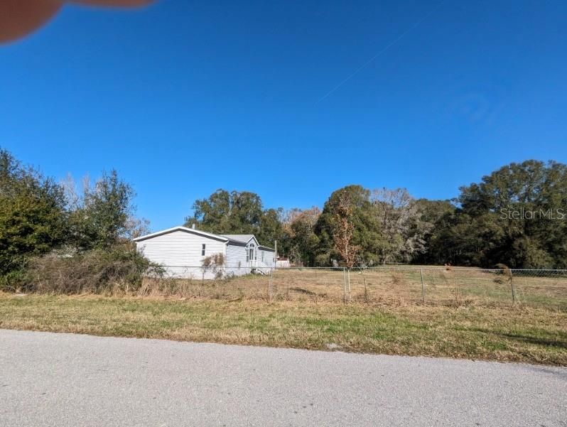 Active With Contract: $310,000 (3 beds, 2 baths, 2094 Square Feet)