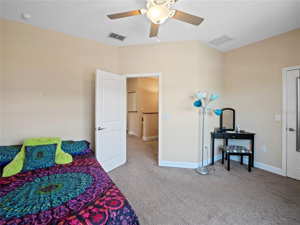 Active With Contract: $245,000 (2 beds, 2 baths, 1466 Square Feet)