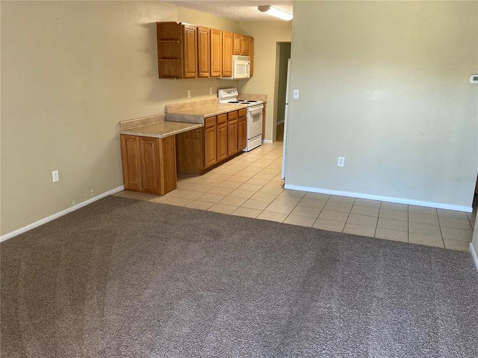 For Rent: $1,550 (2 beds, 1 baths, 756 Square Feet)