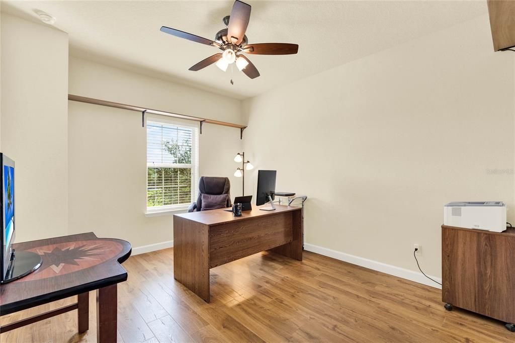 Upstairs Guest Bedroom 2