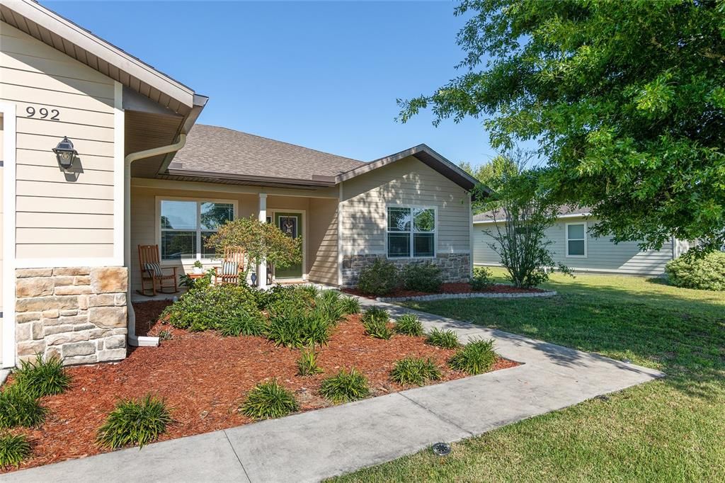 Active With Contract: $409,900 (4 beds, 2 baths, 2052 Square Feet)