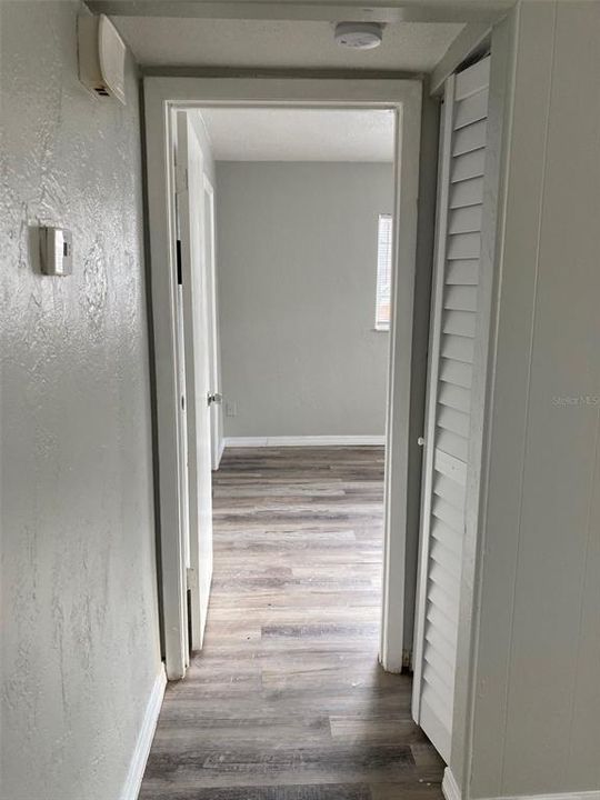 For Rent: $1,000 (2 beds, 1 baths, 800 Square Feet)