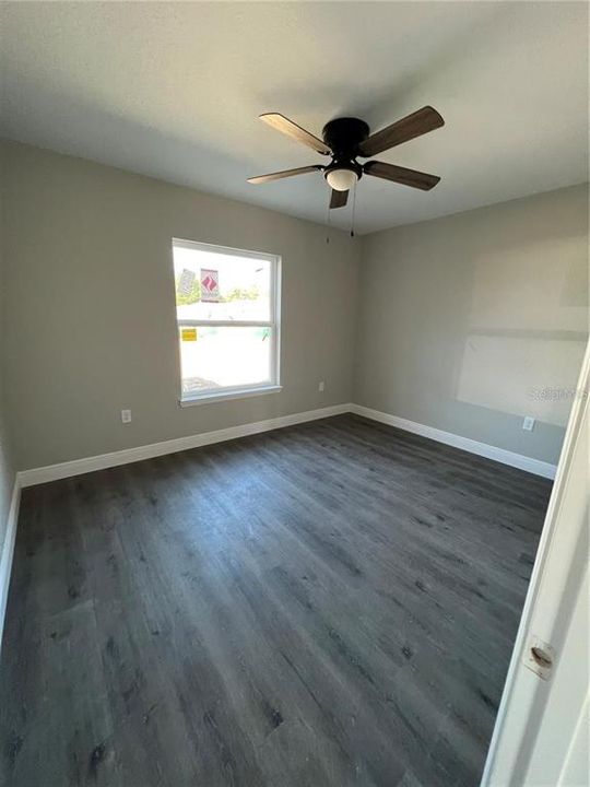 Active With Contract: $289,900 (3 beds, 2 baths, 1578 Square Feet)