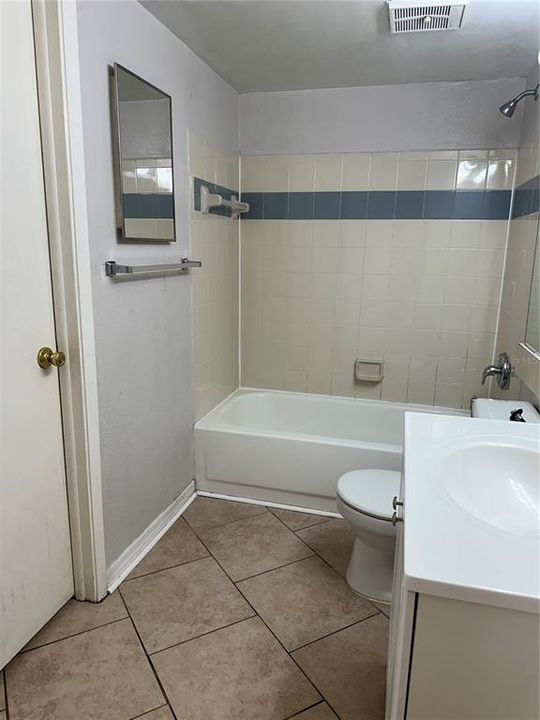 For Sale: $117,500 (1 beds, 1 baths, 526 Square Feet)