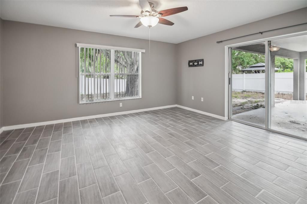 Active With Contract: $2,200 (3 beds, 2 baths, 1722 Square Feet)