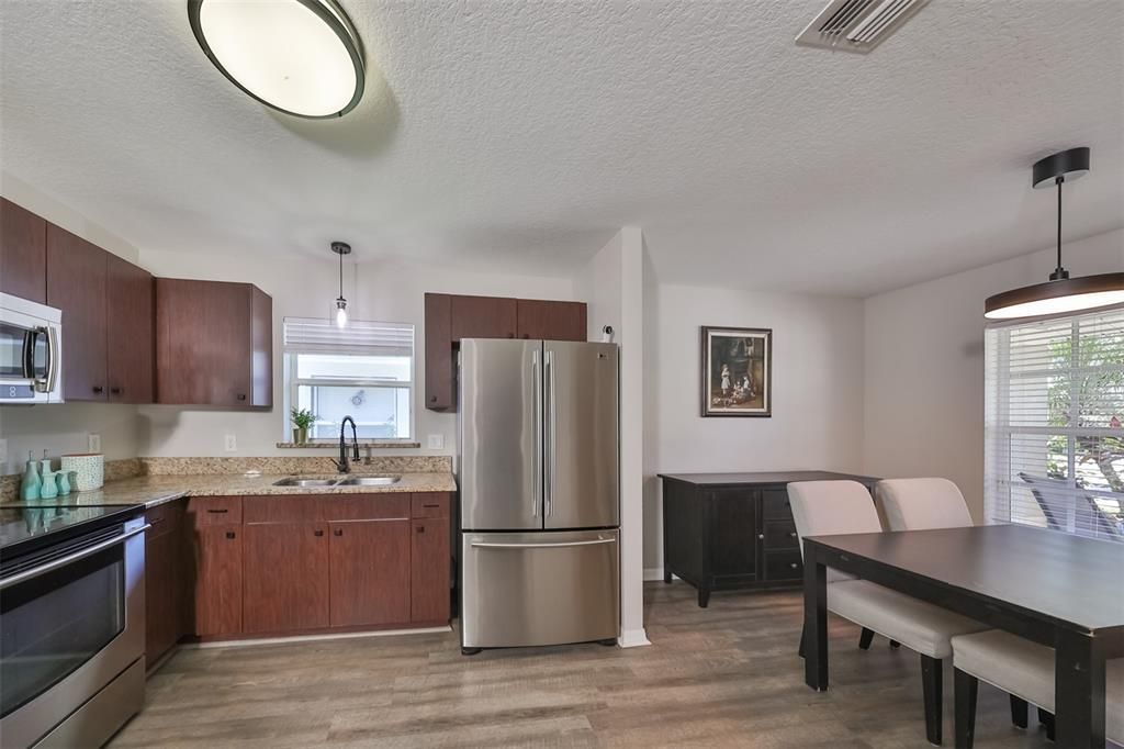 For Sale: $335,000 (3 beds, 2 baths, 1444 Square Feet)