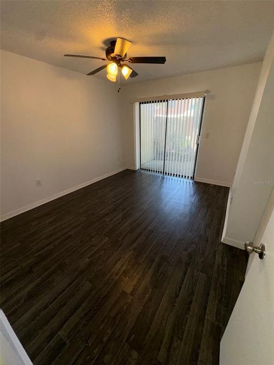 Recently Rented: $1,274 (2 beds, 1 baths, 1041 Square Feet)
