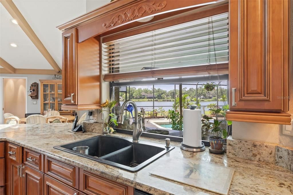 Convenient Pass Through window to the Pool Area!