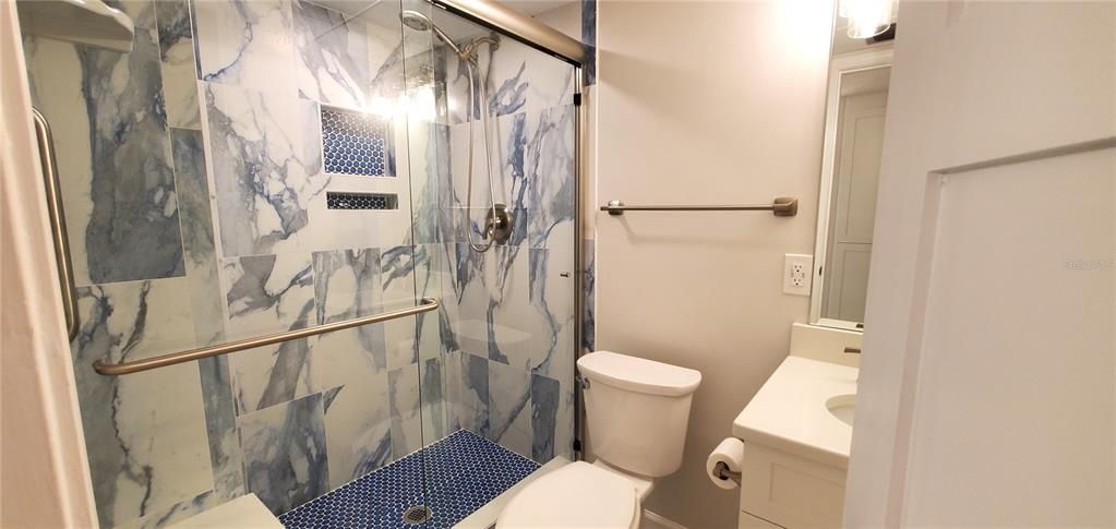 待售: $849,000 (2 贝兹, 2 浴室, 1186 平方英尺)