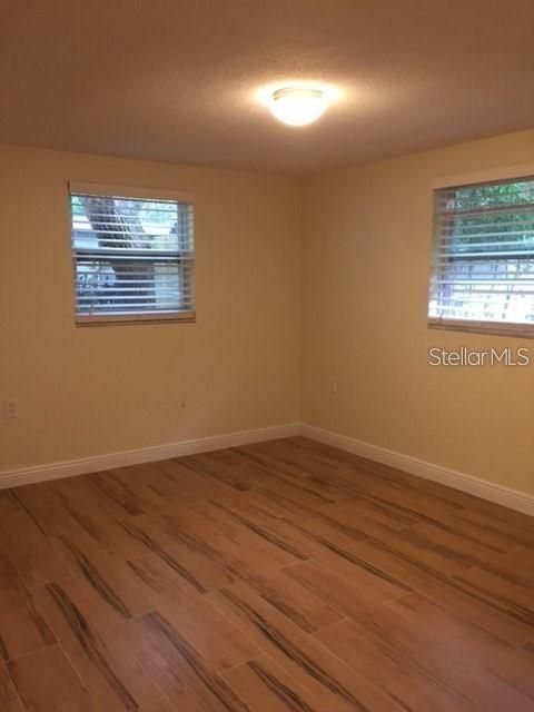 Recently Rented: $1,695 (3 beds, 2 baths, 1377 Square Feet)