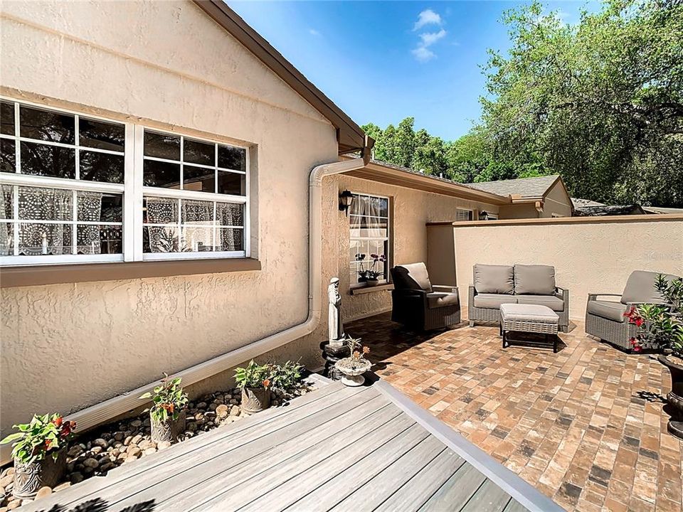 For Sale: $249,500 (3 beds, 2 baths, 1189 Square Feet)