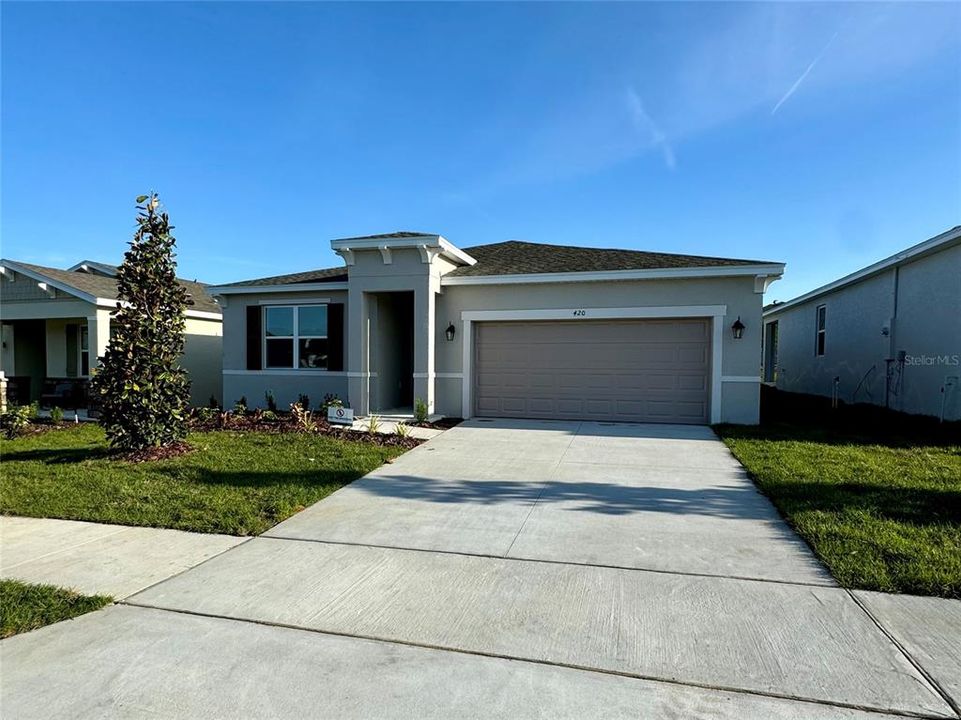 Recently Sold: $362,990 (4 beds, 2 baths, 1839 Square Feet)