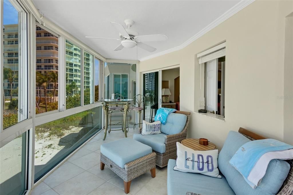 Active With Contract: $1,150,000 (2 beds, 2 baths, 1131 Square Feet)