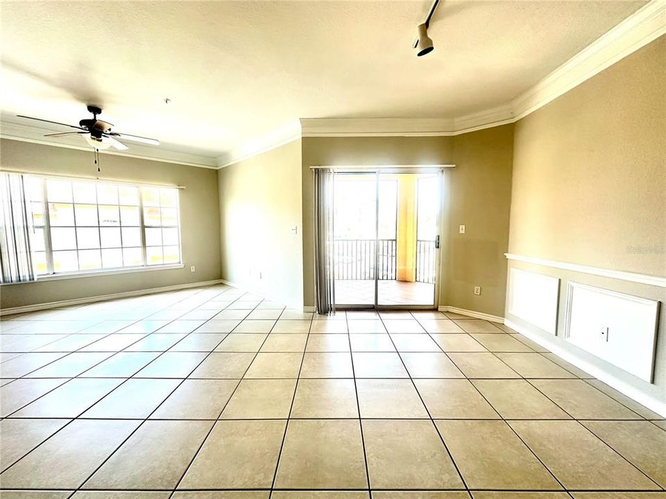 For Sale: $269,900 (2 beds, 2 baths, 1153 Square Feet)