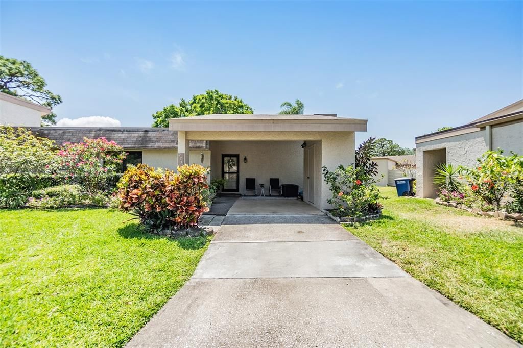 Recently Sold: $249,900 (2 beds, 2 baths, 1025 Square Feet)