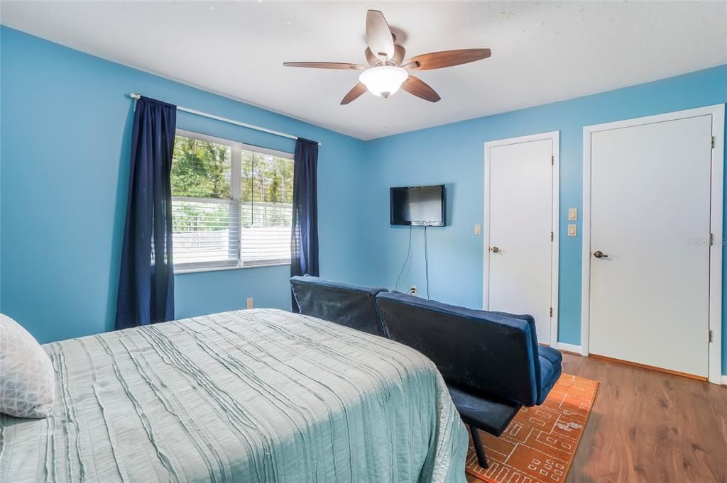For Sale: $389,000 (3 beds, 2 baths, 2248 Square Feet)