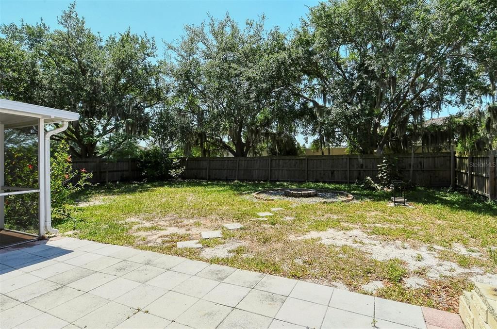 Recently Sold: $355,000 (3 beds, 2 baths, 1083 Square Feet)