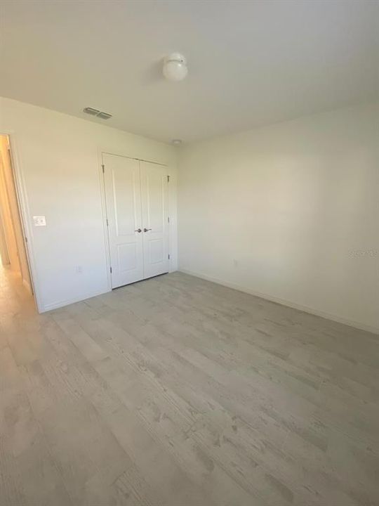 For Rent: $2,200 (3 beds, 2 baths, 2000 Square Feet)