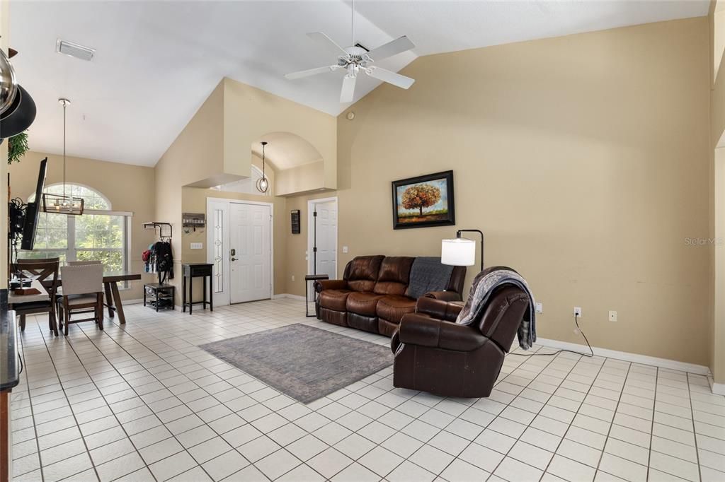 For Sale: $298,000 (3 beds, 2 baths, 1990 Square Feet)