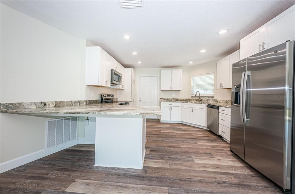 For Sale: $469,900 (3 beds, 2 baths, 1468 Square Feet)