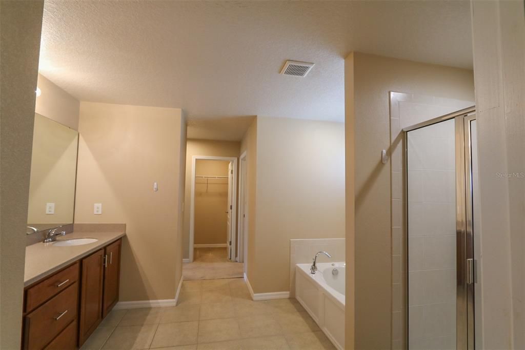 Недавно арендовано: $2,650 (3 спален, 2 ванн, 2801 Квадратных фут)