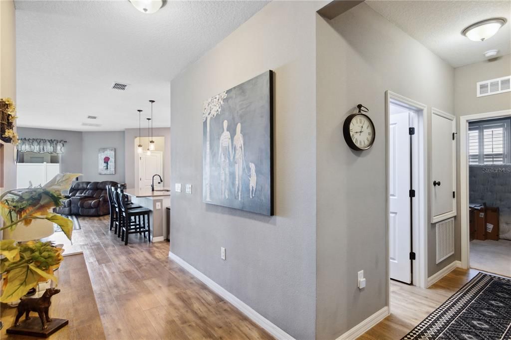 Active With Contract: $410,000 (4 beds, 2 baths, 2003 Square Feet)