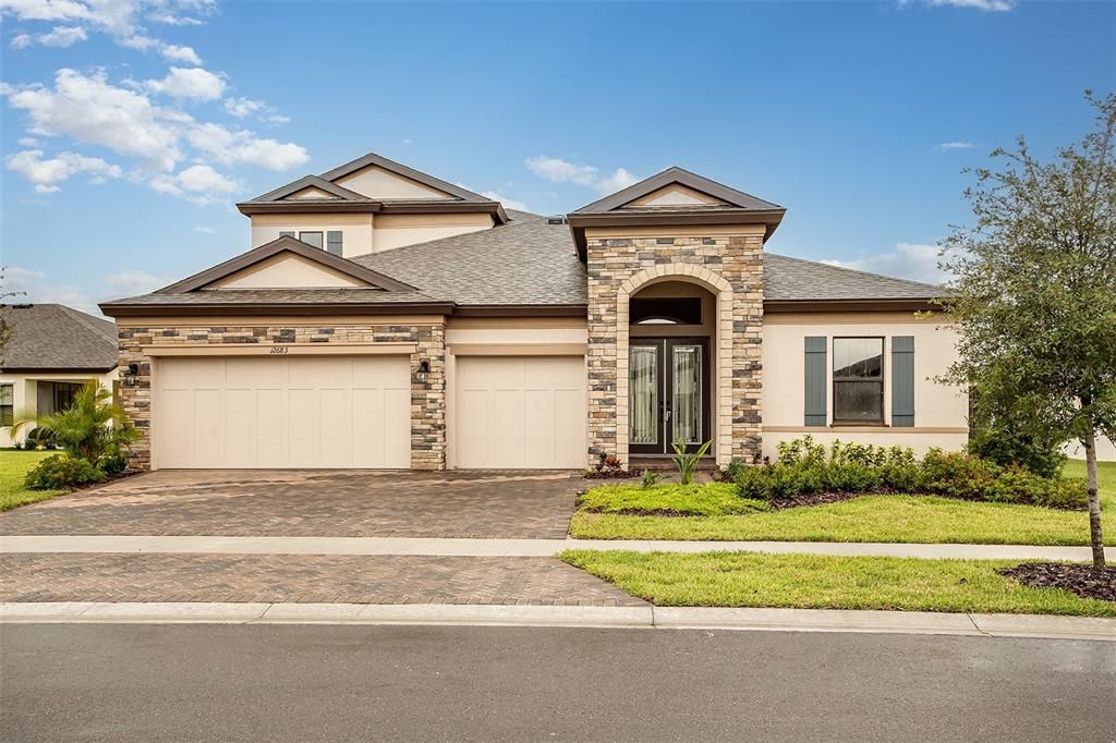 Vendido Recientemente: $699,990 (4 camas, 4 baños, 3198 Pies cuadrados)