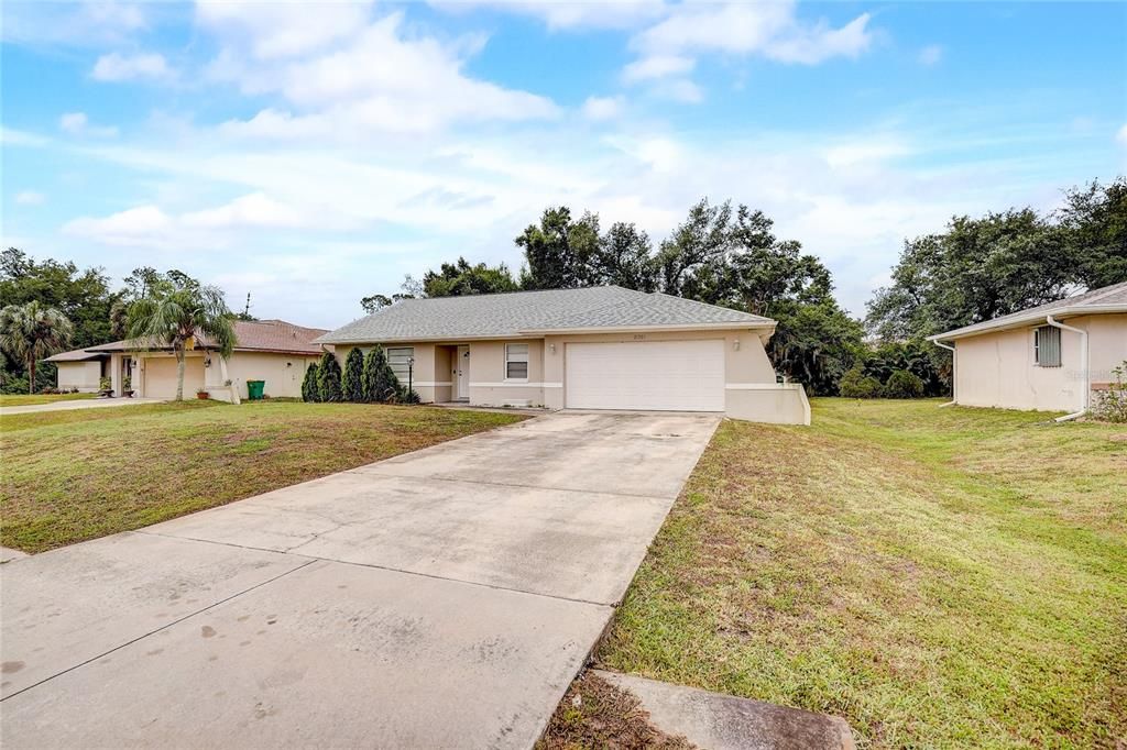 Active With Contract: $289,000 (3 beds, 2 baths, 1415 Square Feet)