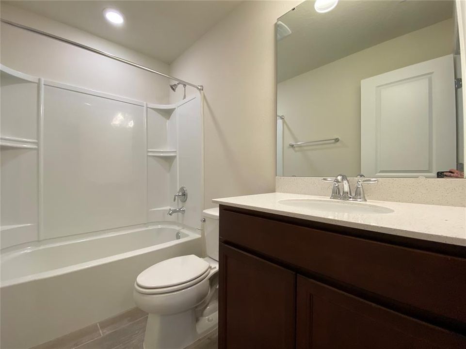 For Rent: $2,349 (3 beds, 3 baths, 1748 Square Feet)