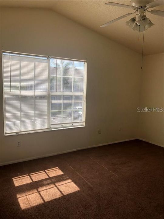 For Rent: $1,800 (2 beds, 1 baths, 1159 Square Feet)
