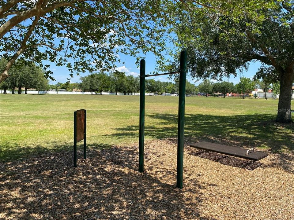 LeRoy Hoequist Park exercise stations along path