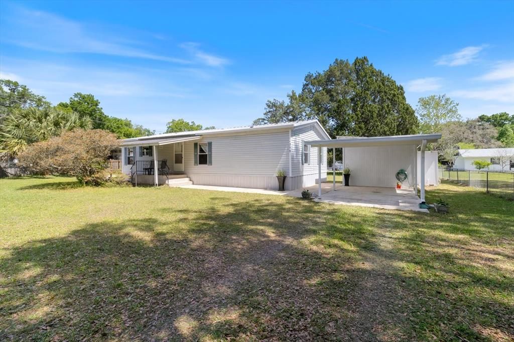 Active With Contract: $149,900 (2 beds, 2 baths, 1058 Square Feet)