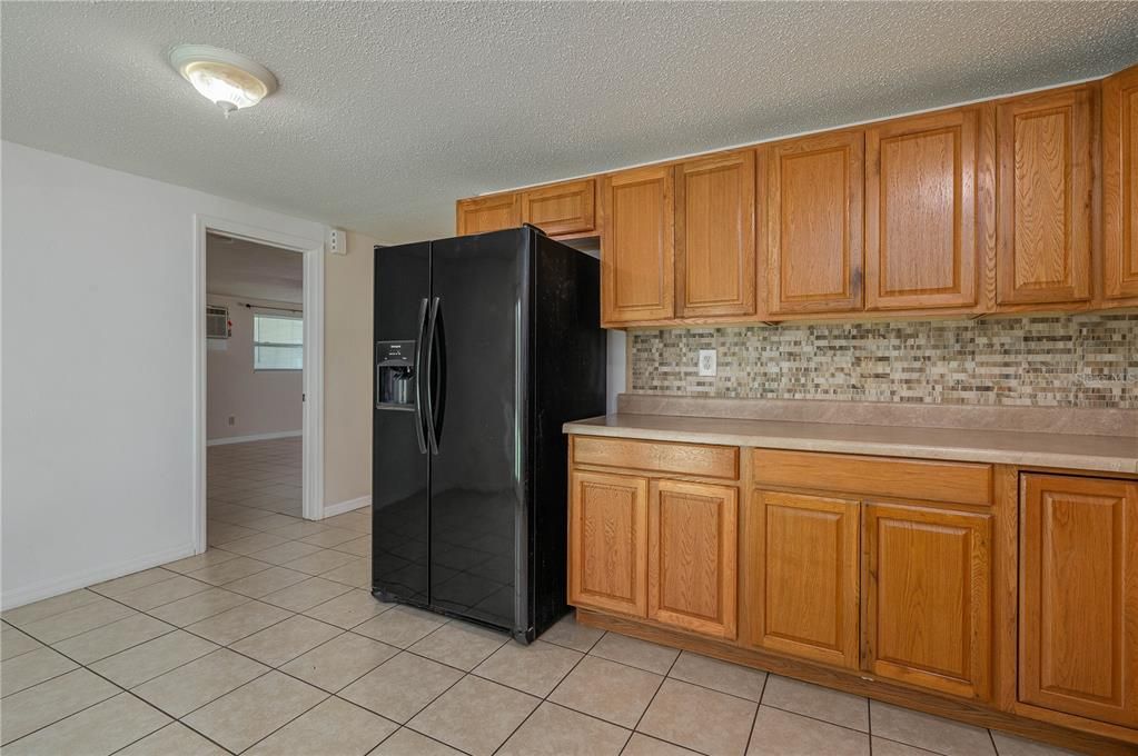 For Sale: $282,000 (4 beds, 1 baths, 1478 Square Feet)