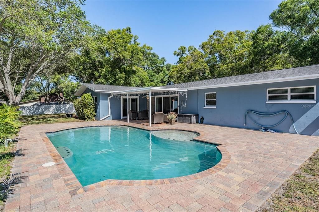 Active With Contract: $585,000 (4 beds, 2 baths, 1864 Square Feet)
