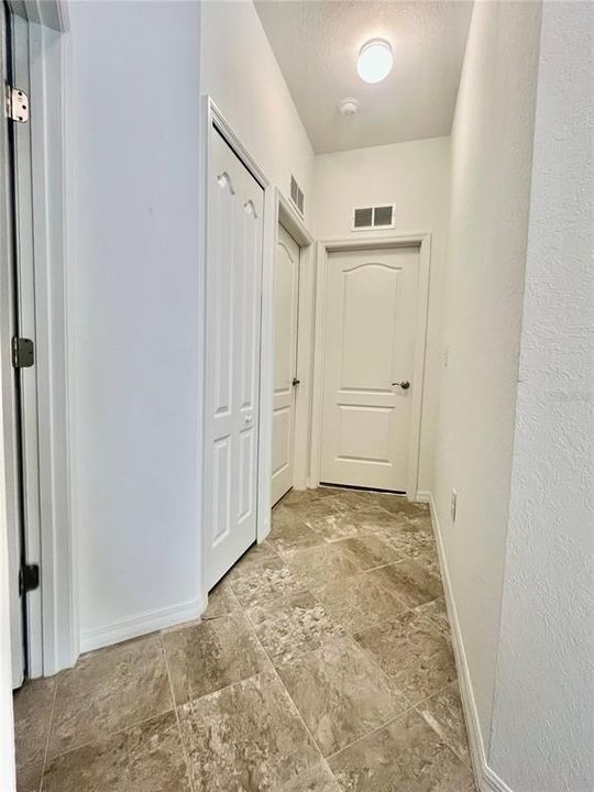 For Rent: $2,300 (3 beds, 2 baths, 1758 Square Feet)