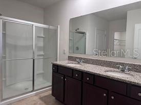 For Rent: $2,295 (4 beds, 2 baths, 1846 Square Feet)