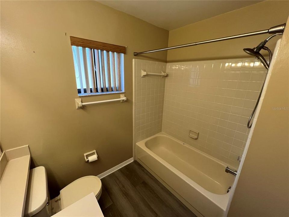 В аренду: $2,500 (3 спален, 2 ванн, 1324 Квадратных фут)