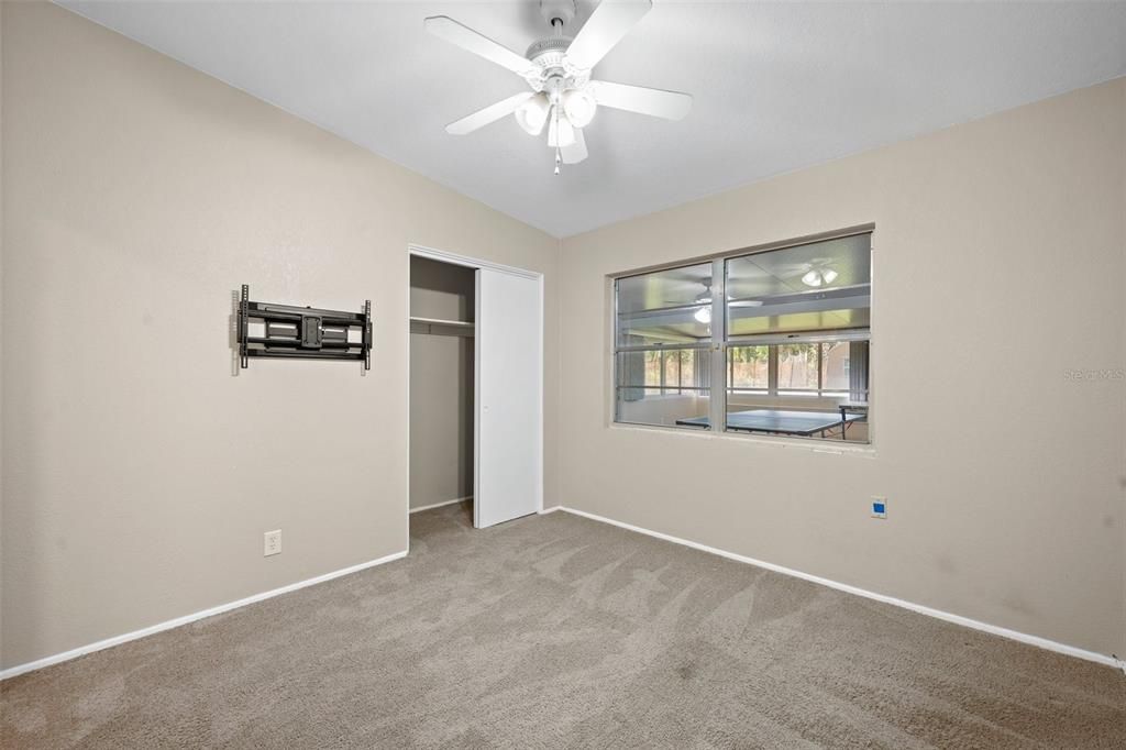 For Sale: $339,000 (3 beds, 2 baths, 1888 Square Feet)