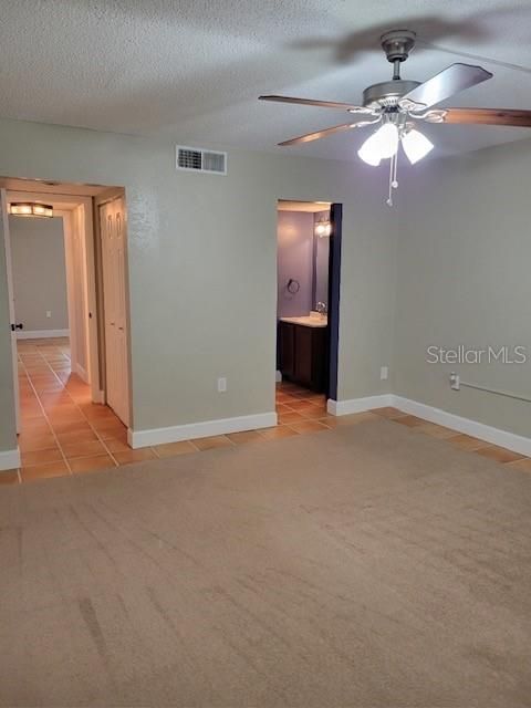 For Rent: $1,700 (2 beds, 1 baths, 1090 Square Feet)