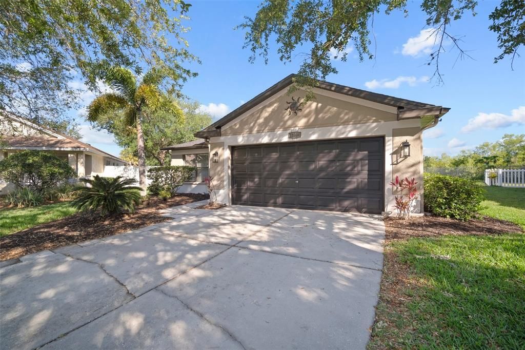 Recently Sold: $440,000 (3 beds, 2 baths, 1682 Square Feet)