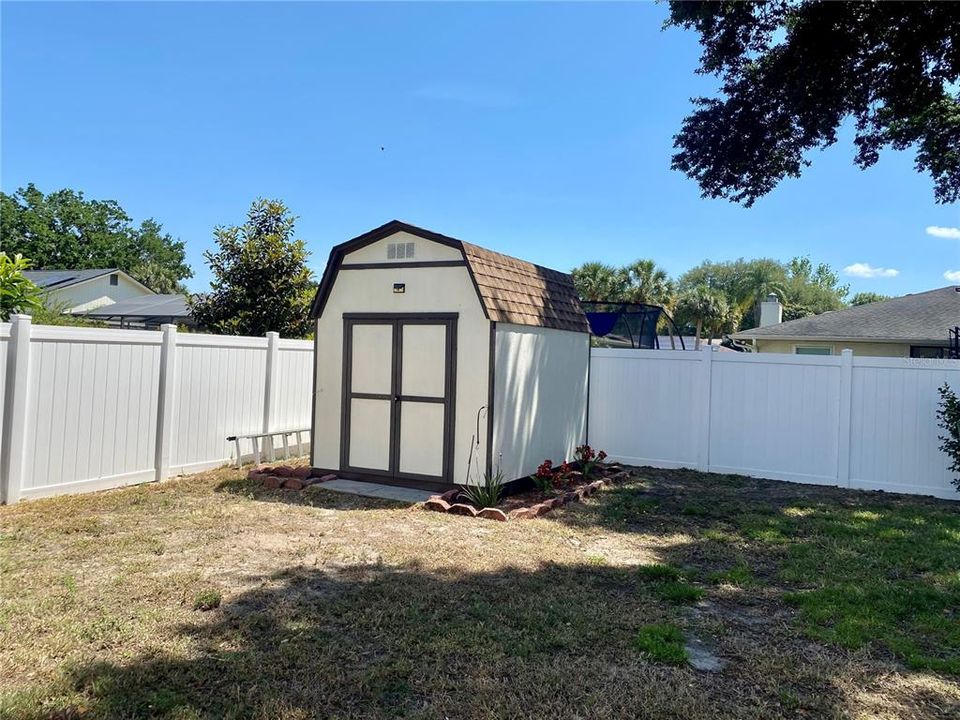 For Sale: $472,900 (4 beds, 2 baths, 2133 Square Feet)