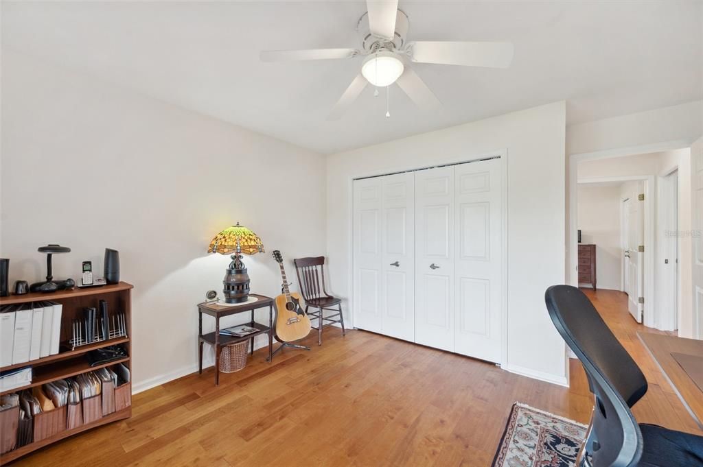 Active With Contract: $434,900 (3 beds, 2 baths, 1759 Square Feet)