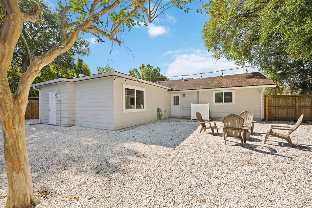For Sale: $549,990 (3 beds, 2 baths, 1318 Square Feet)
