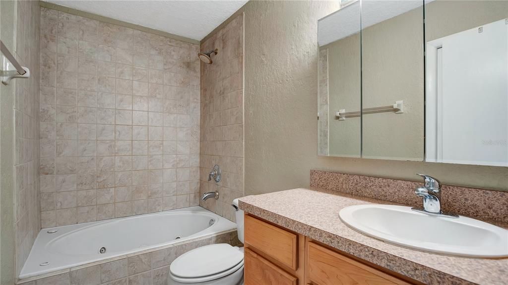 For Rent: $1,650 (2 beds, 2 baths, 846 Square Feet)